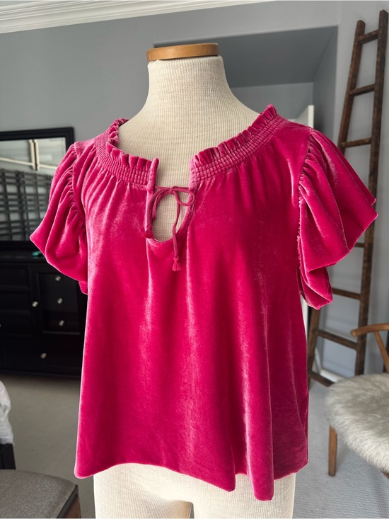 Free People Tops - Free People NWT Fuchsia Velvet Tie-Neck Puff Sleeve Blouse, size small